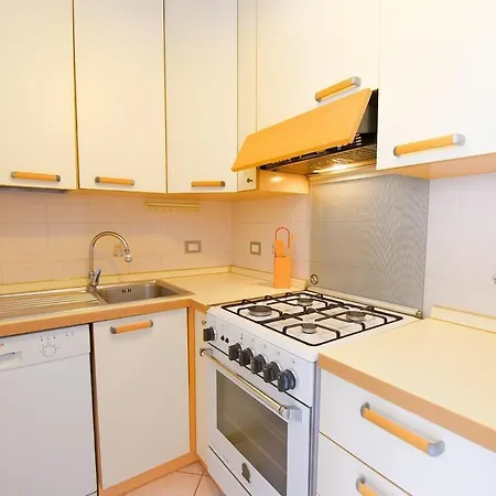 Apartamento Xenia - 3rooms In Via Nazionale 93 *